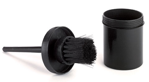 3282 Hufpinsel mit Dose